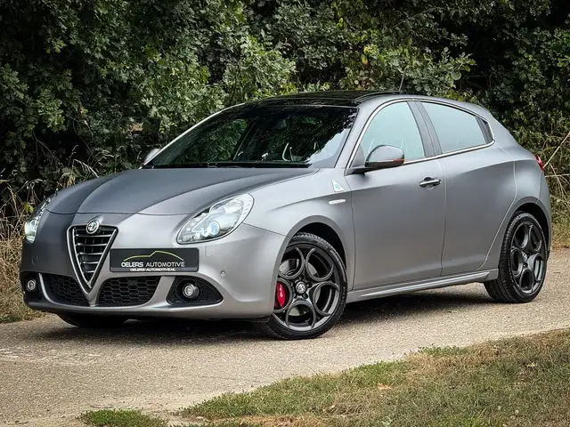 Alfa Romeo Giulietta 1.7 TBi Quadrifoglio Verde | Matt grijs | Bose | P