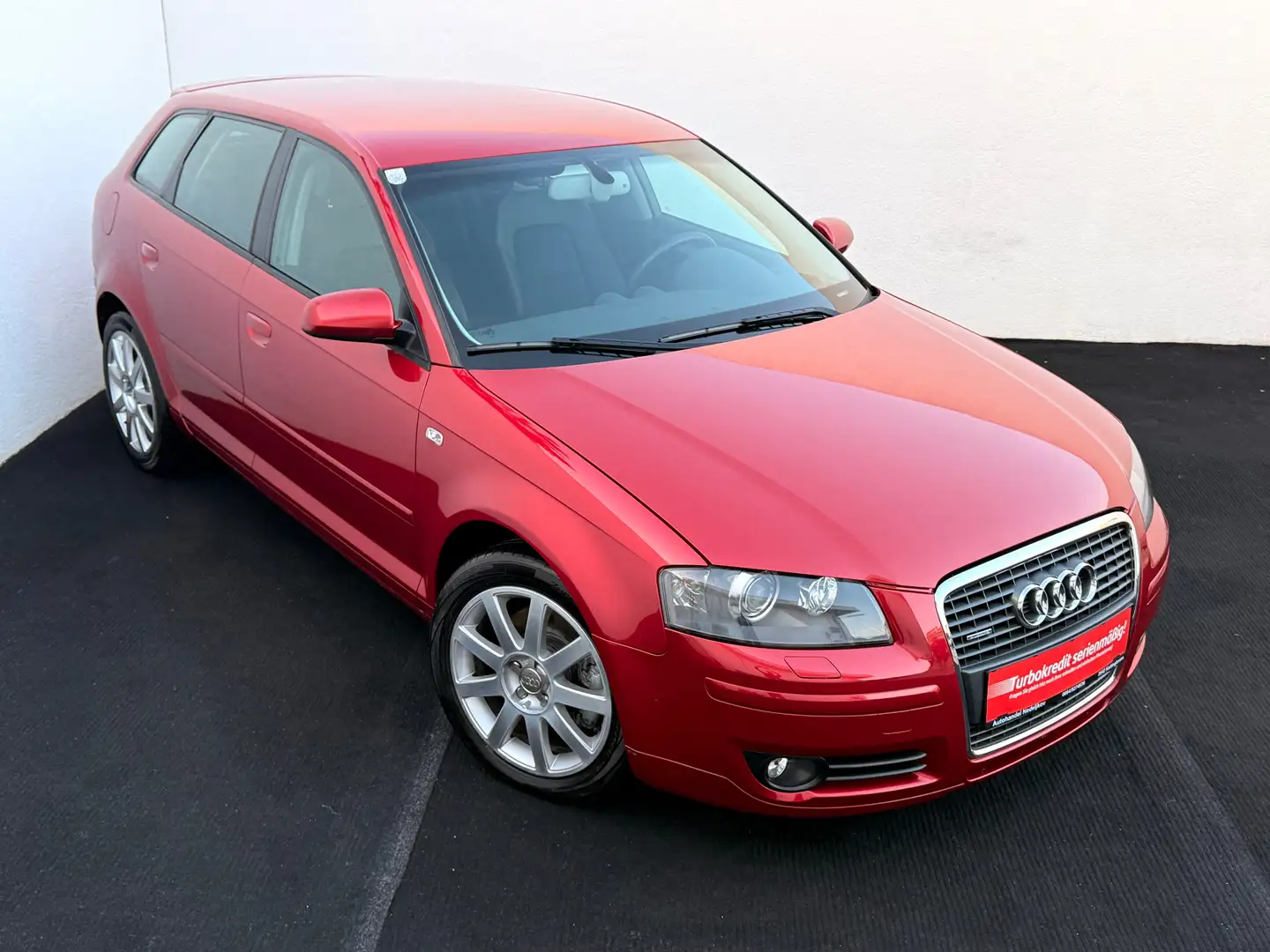 Audi A3 2.0 TDI 140 Quattro Sport //1.BESITZ// Rot - 1