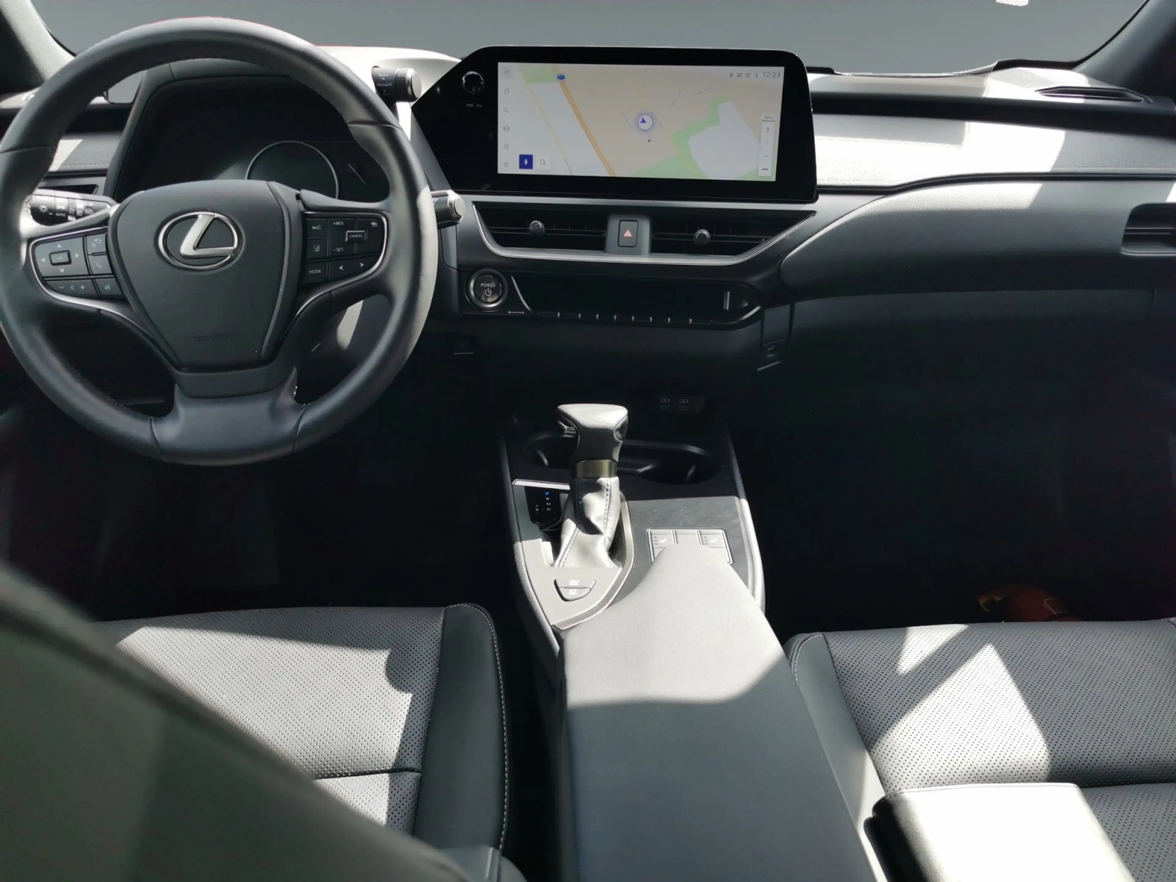 Lexus UX 250h SHZ*eSV*Carplay — photo 11