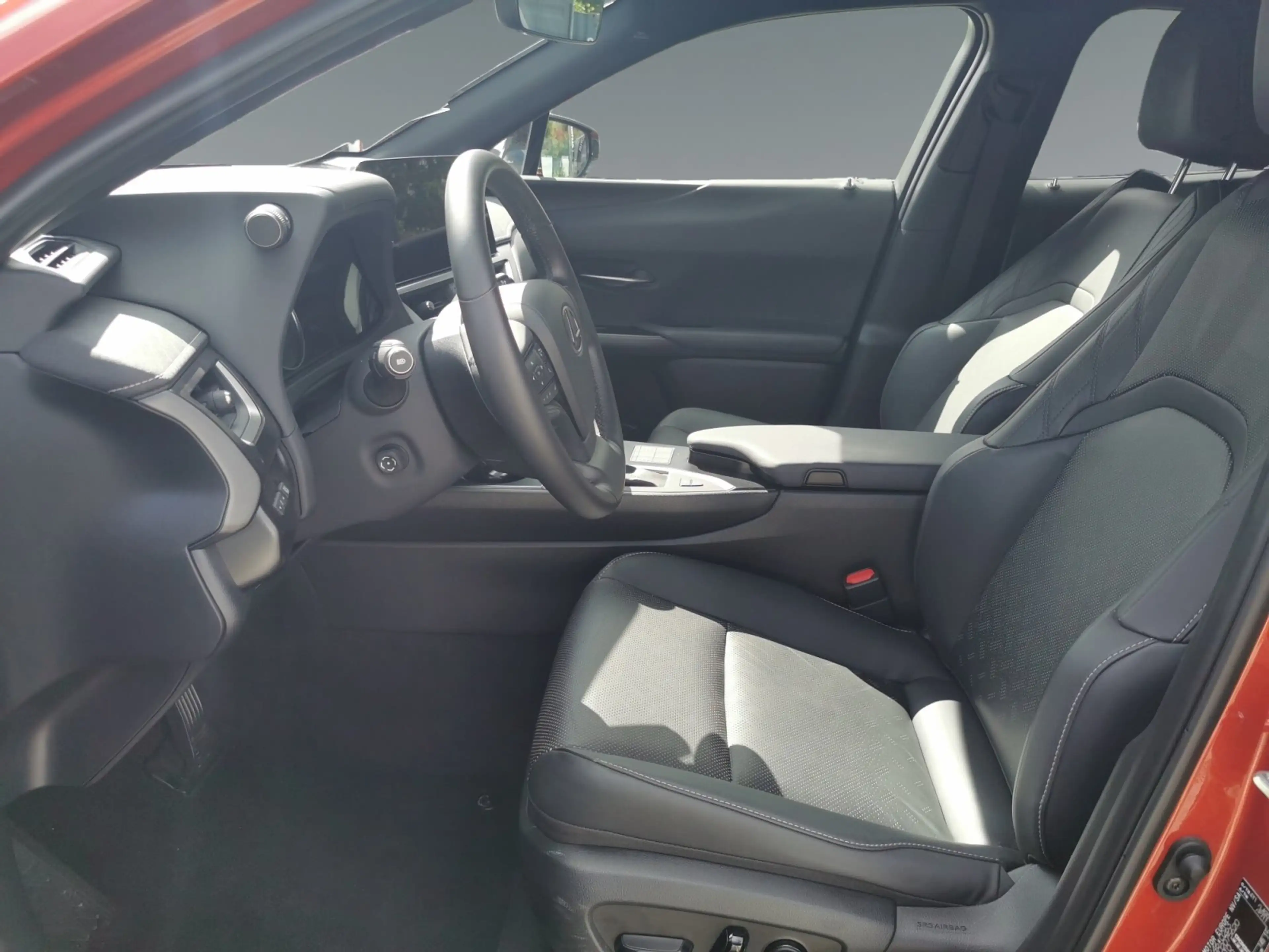 Lexus UX 250h SHZ*eSV*Carplay — photo 10