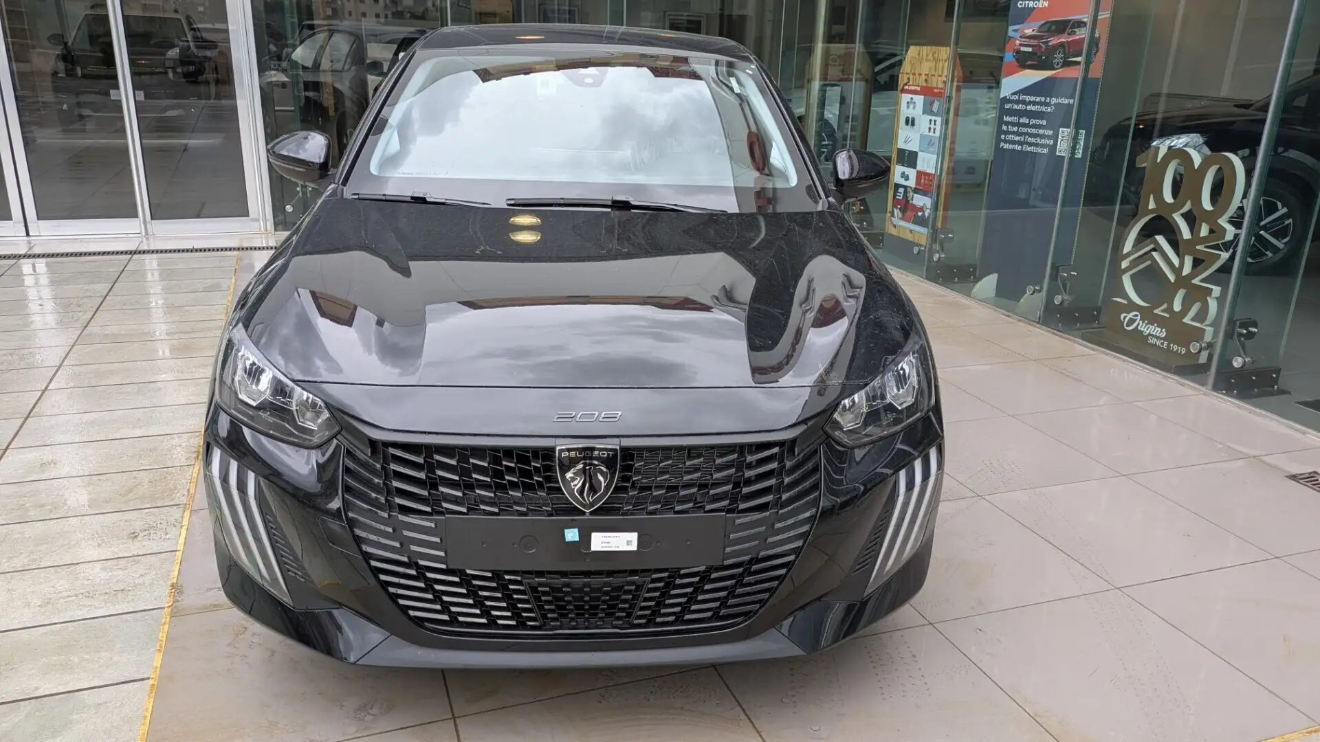 Peugeot 208 Hybrid 110 e-DCS6 Style Giallo - 2