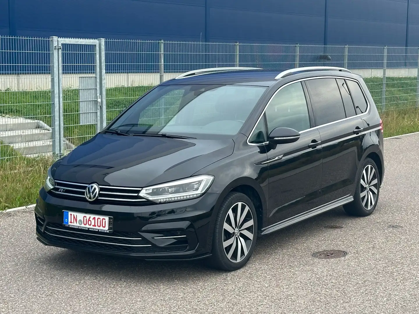 Volkswagen Touran Highline R Line Start-Stopp*ACC*SHZ Siyah - 1