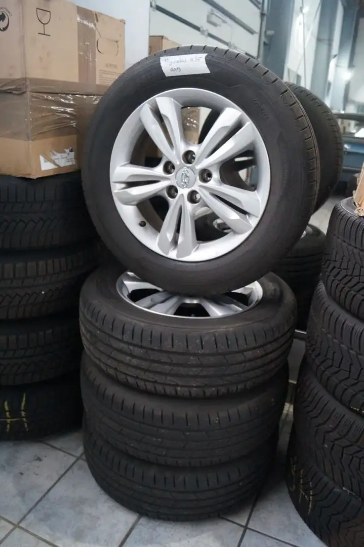 Hyundai iX35 5 Star Edition 2WD*T.LEDER*PDC*NAVI*SH* Grau - 2