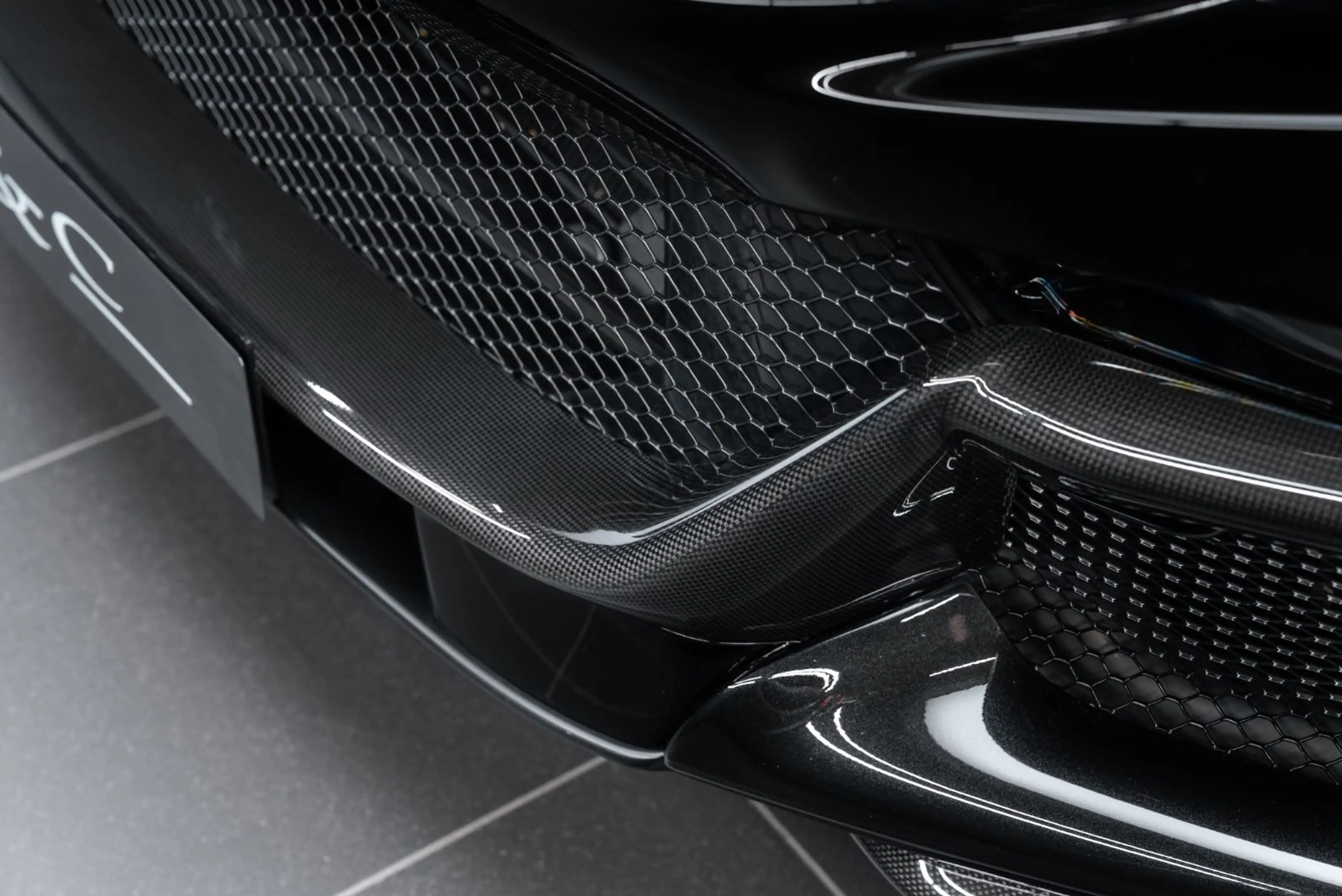 Ferrari Purosangue CARBON/NOVITEC/PPF/PANO — photo 8
