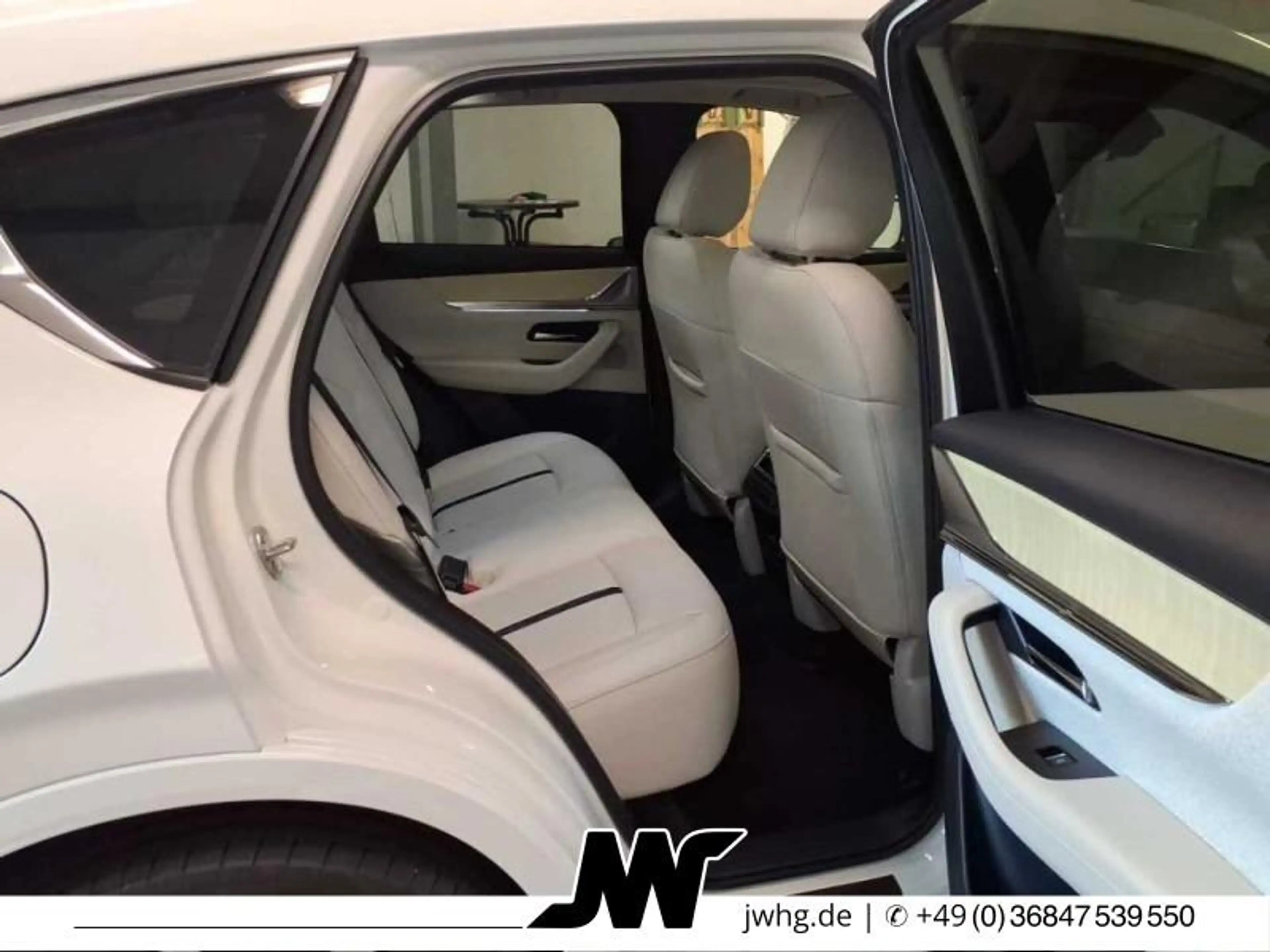 Mazda CX-60 Takumi Hybrid AWD HeadUp Pano SiKlima 20" — photo 4