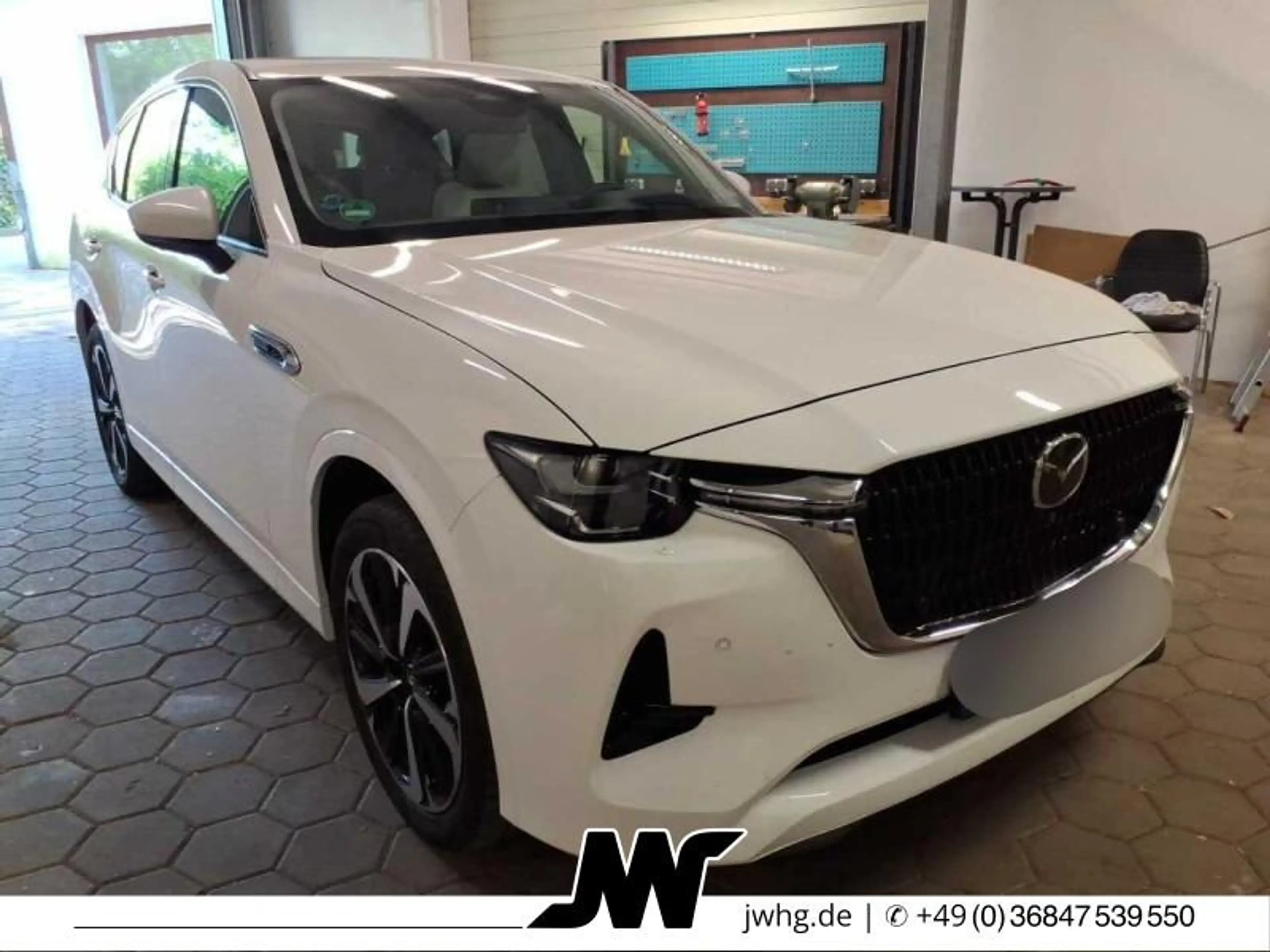 Mazda CX-60 Takumi Hybrid AWD HeadUp Pano SiKlima 20" — photo 12