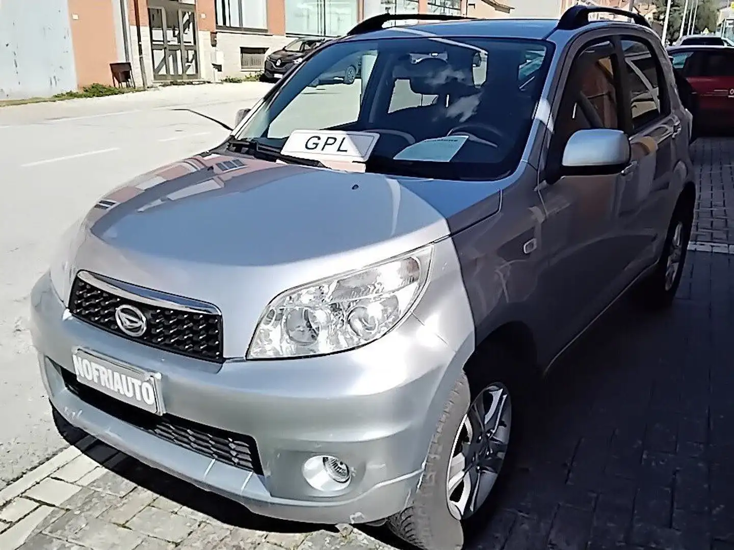 Daihatsu Terios 1.3  4X4  GPL Argento - 2