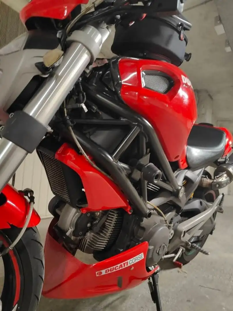 Ducati Monster 696 plus Roşu - 2