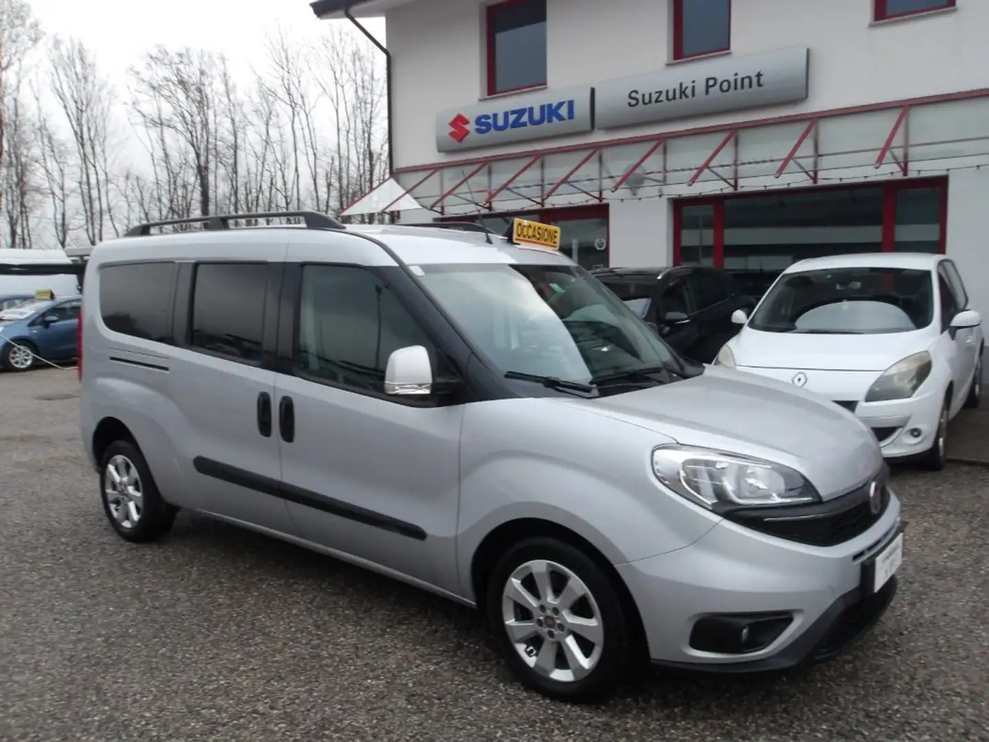 Fiat Doblo MAXI 1.6 MJT 120cv EU6 N1 +IVA Plateado - 1