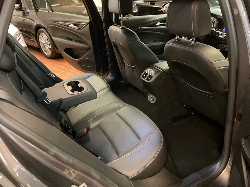 Opel Insignia Sports Tourer Elegance LED,AHK,Leder — photo 9