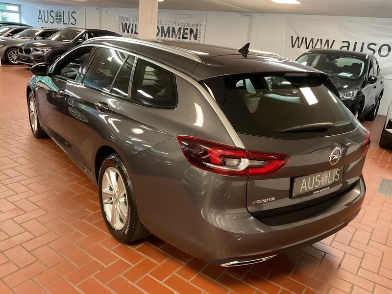 Opel Insignia Sports Tourer Elegance LED,AHK,Leder — photo 6