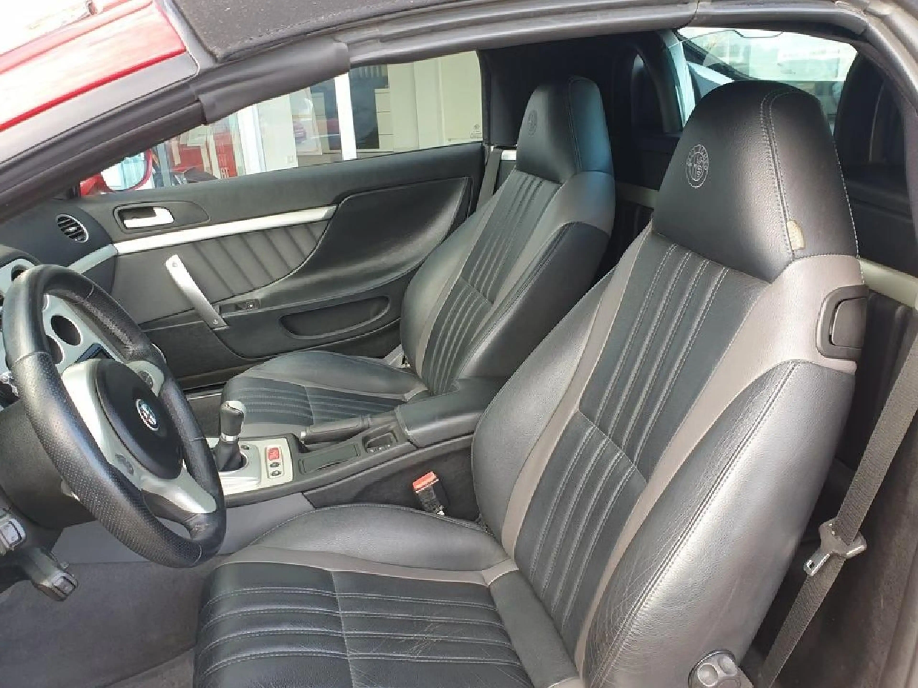 Alfa Romeo Spider 2.2 JTS 16V Exclusive — photo 8