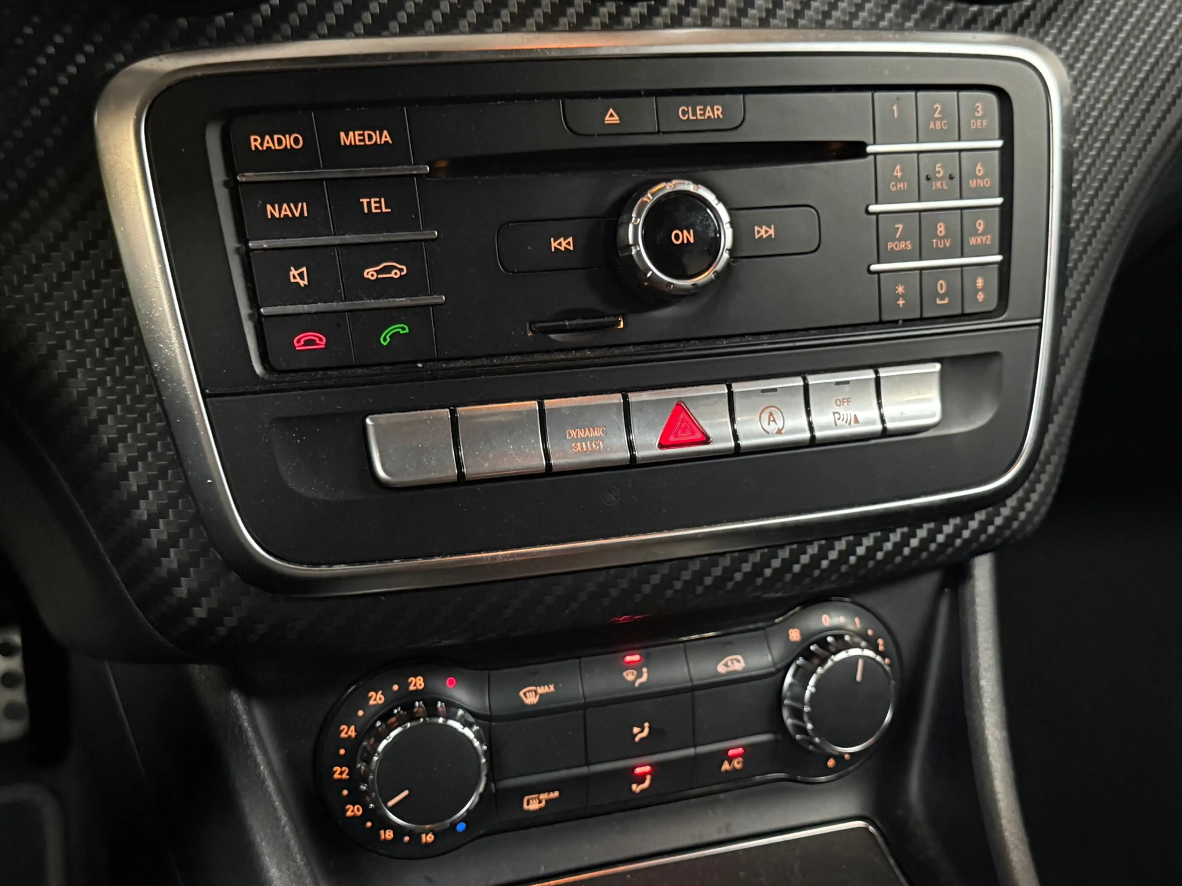 Mercedes-Benz A 180 AMG Night Dynamic Sfeer Led NAP — photo 14