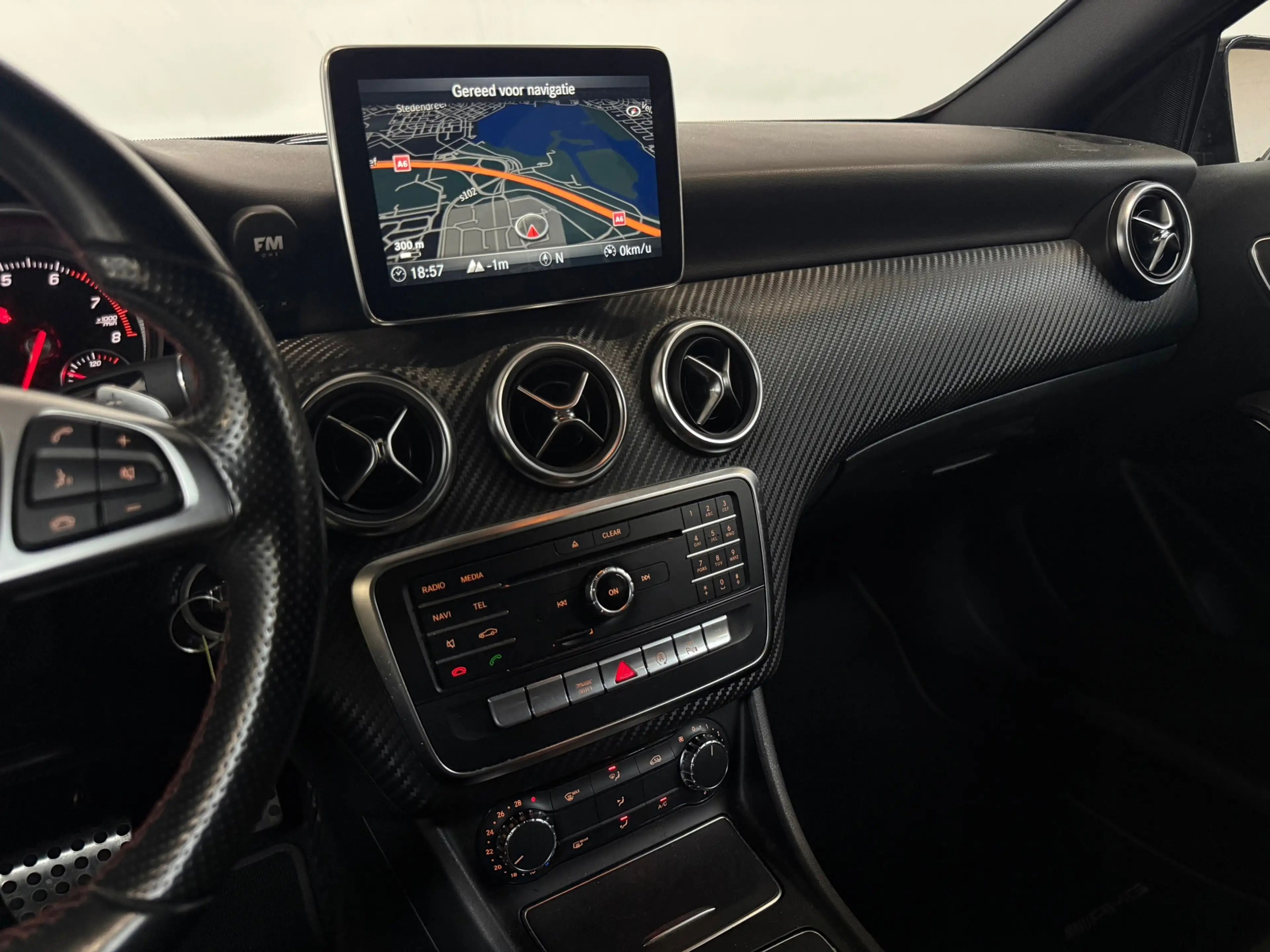 Mercedes-Benz A 180 AMG Night Dynamic Sfeer Led NAP — photo 5