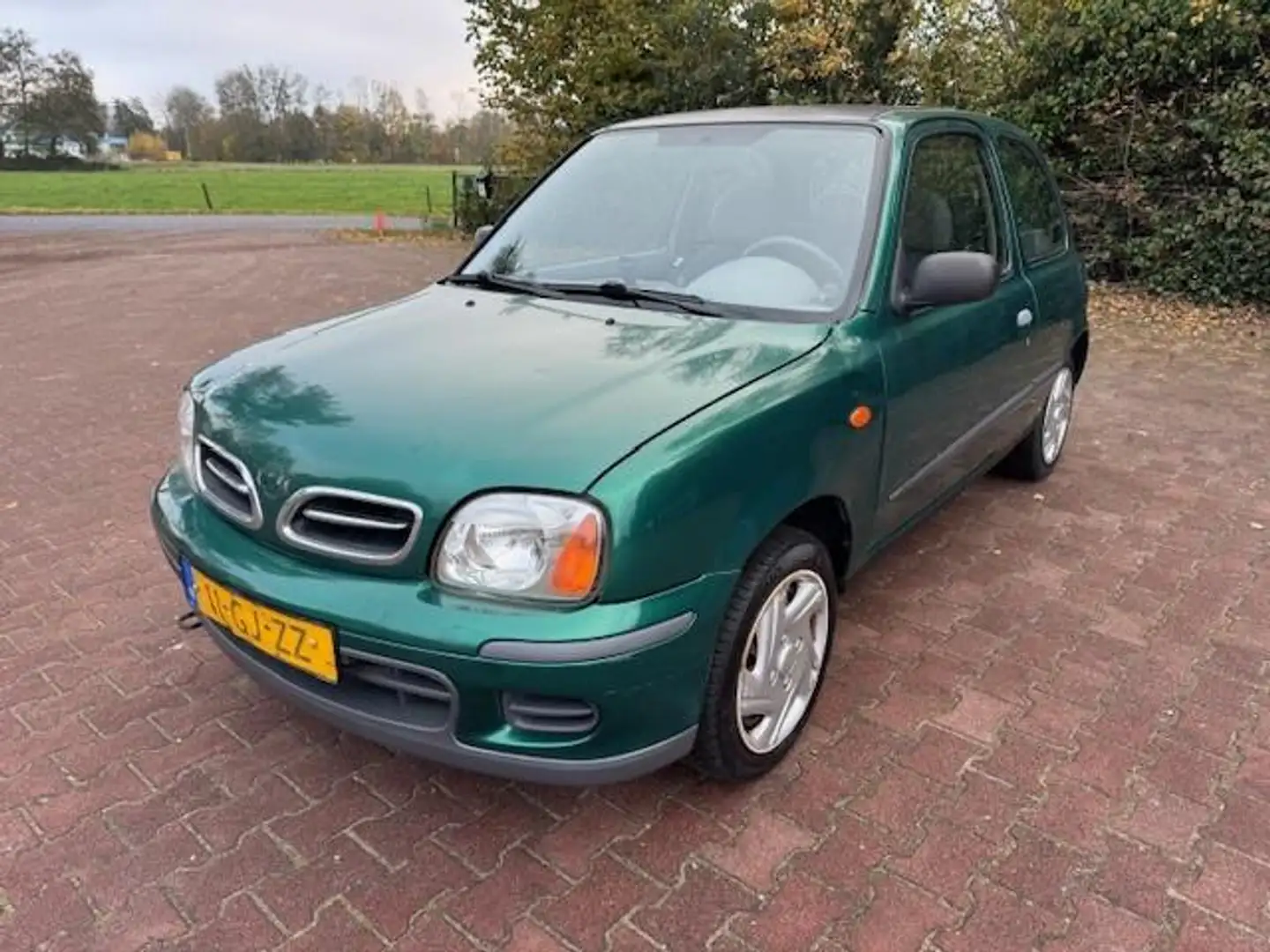 Nissan Micra 1.4 COMFORT NIEUWE APK Vert - 1