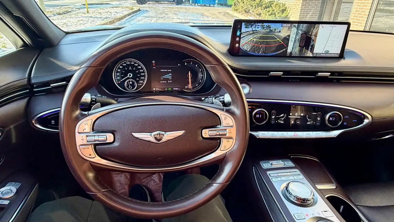 Genesis GV70 снимка Genesis GV70