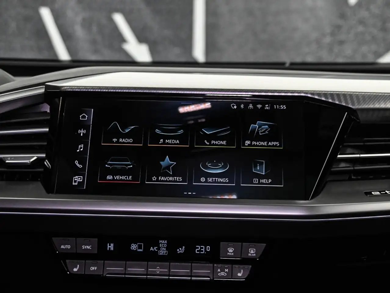 Audi Q4 e-tron снимка Audi Q4 e-tron