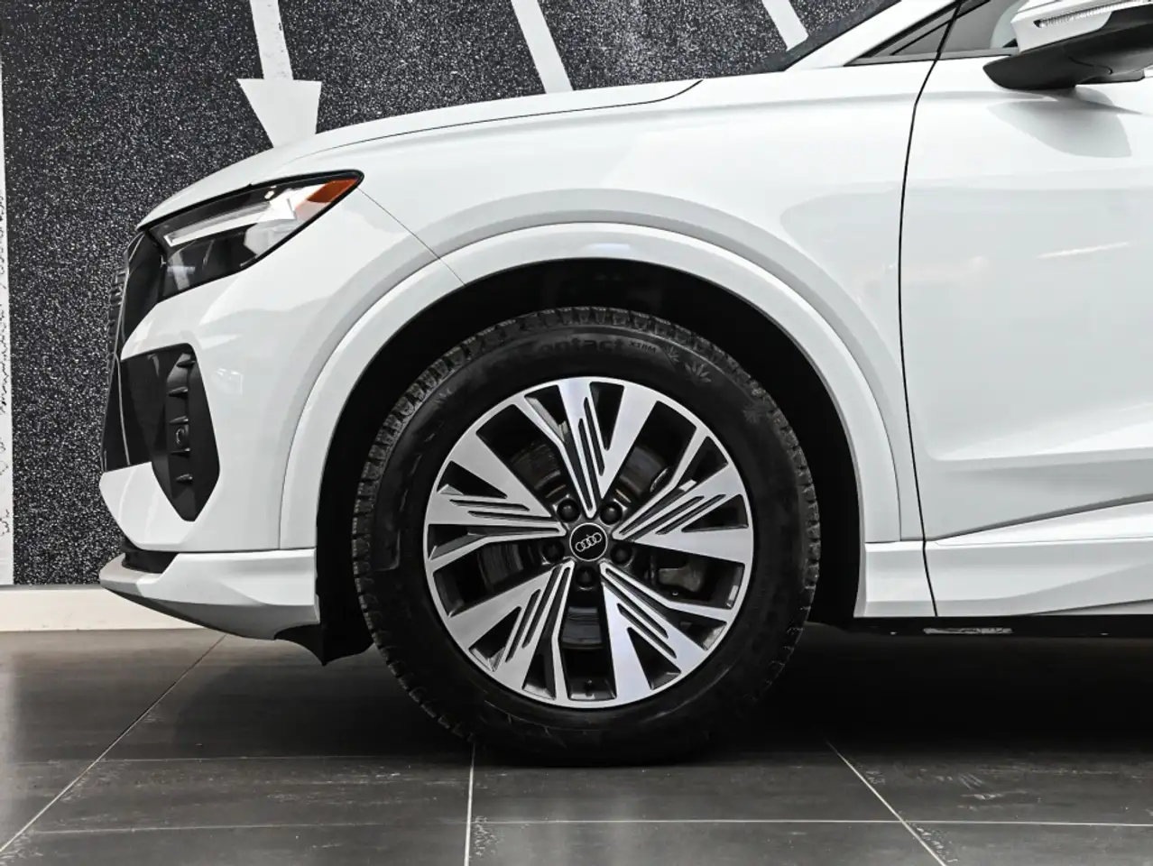 Audi Q4 e-tron снимка Audi Q4 e-tron
