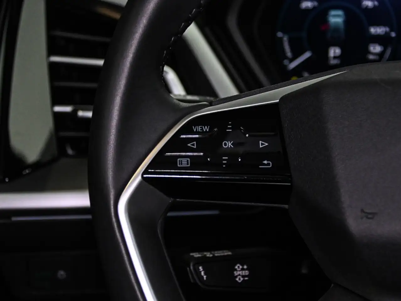 Audi Q4 e-tron снимка Audi Q4 e-tron