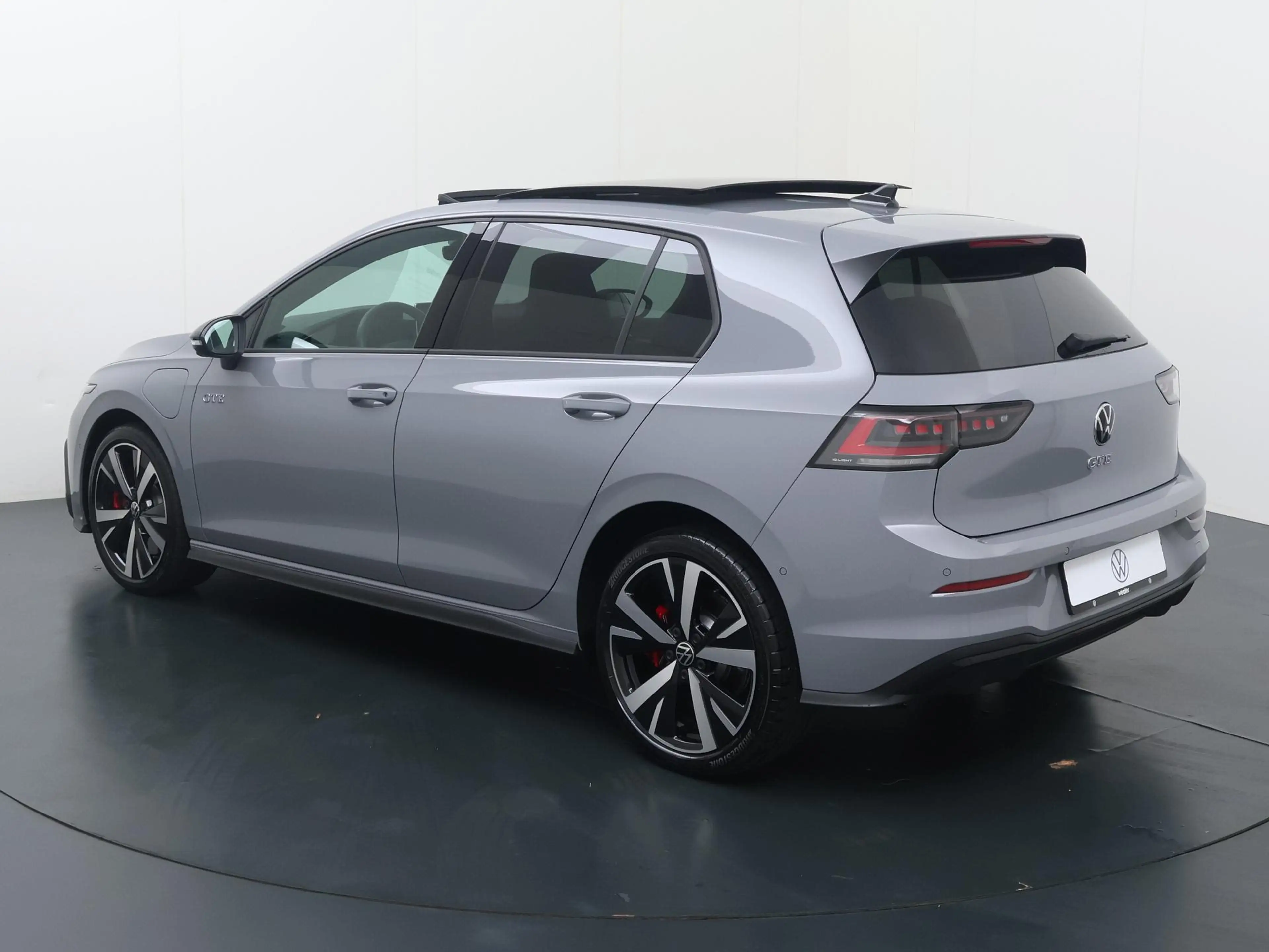 Volkswagen Golf GTE 1.5 eHybrid | 272 pk | SoH 99% | Adaptive Cruise C — photo 4
