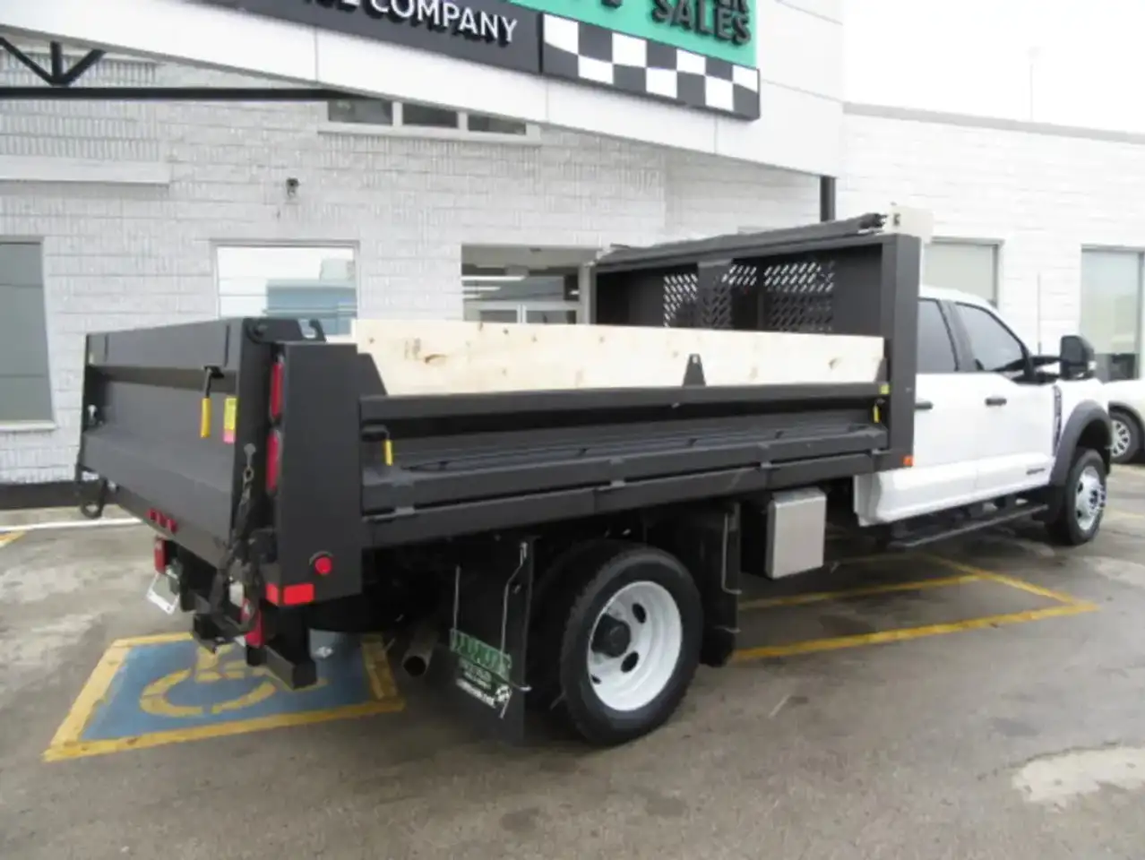 Ford F 550 снимка Ford F 550