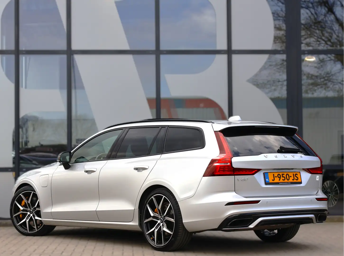 Volvo V60 2.0 T8 AWD 406PK Polestar Engineered *HUD*ACC*Carp Grijs - 2