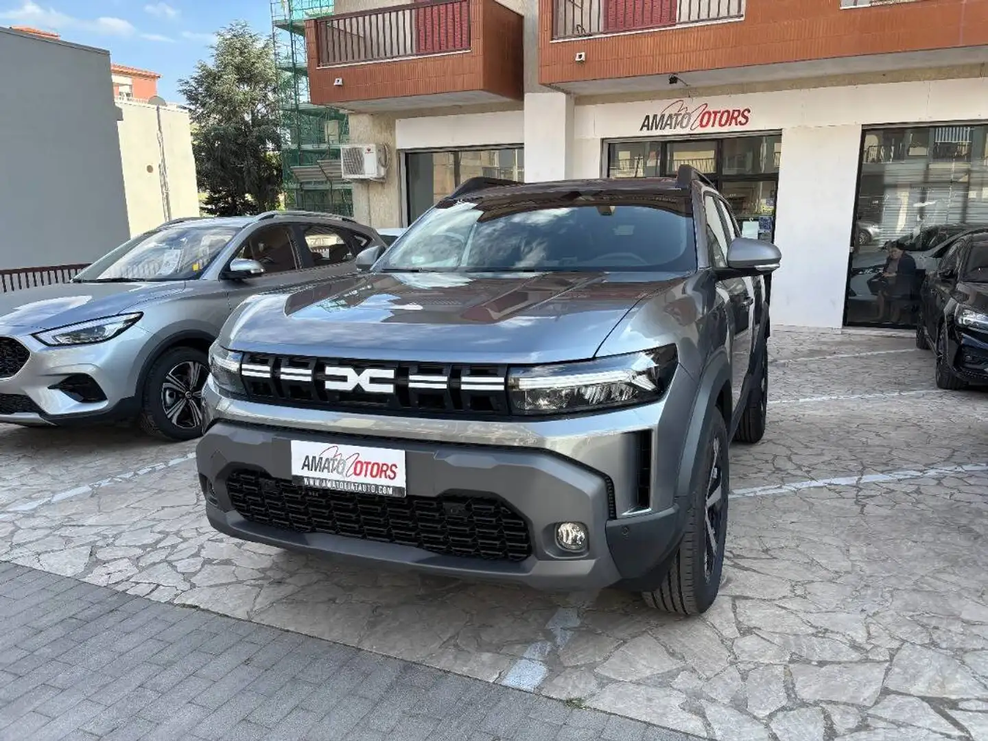 Dacia Duster 1.0 Journey Eco-g 100cv Grigio - 1