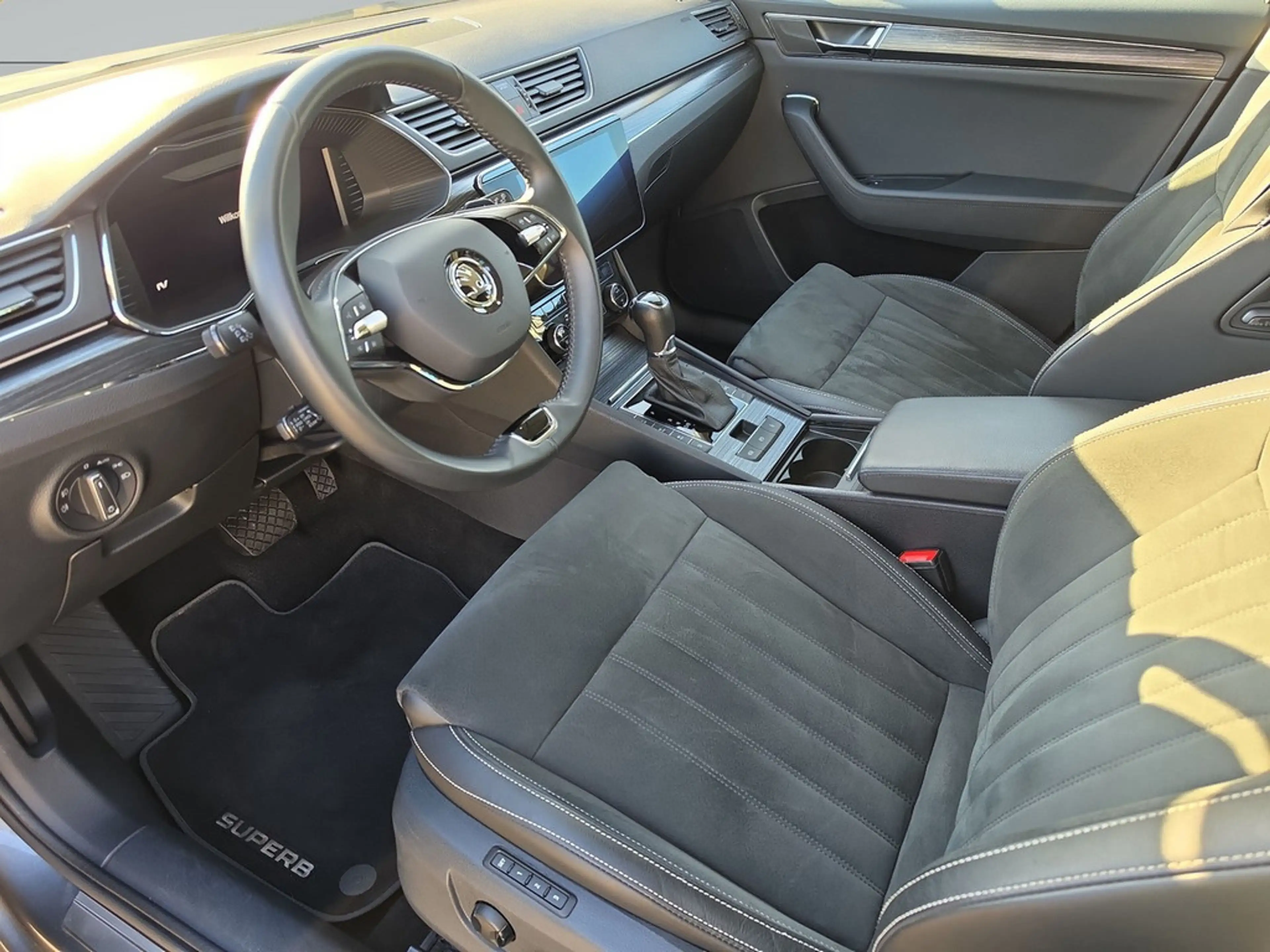 Skoda Superb COMBI 1.4 TSI IV STYLE *STD.HZG.*AHK*D — photo 10