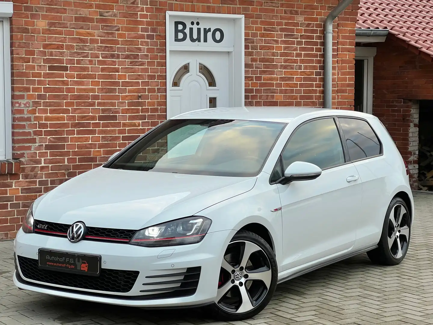 Volkswagen Golf GTI Golf VII Lim.GTI*SHZ/TEMPOMAT/SPORT/BIXENON/TOP* Bianco - 1