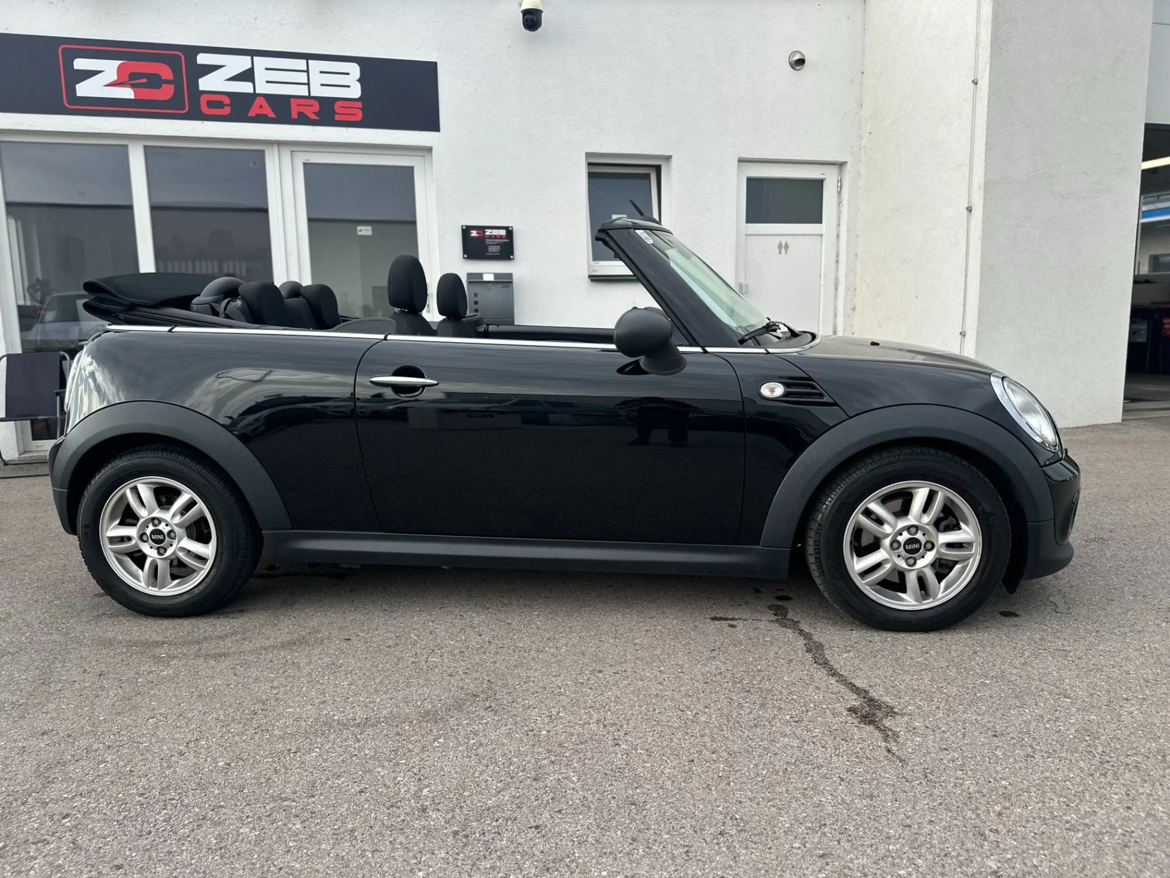 MINI One Cabrio MINI 1,6 Aut. — photo 8