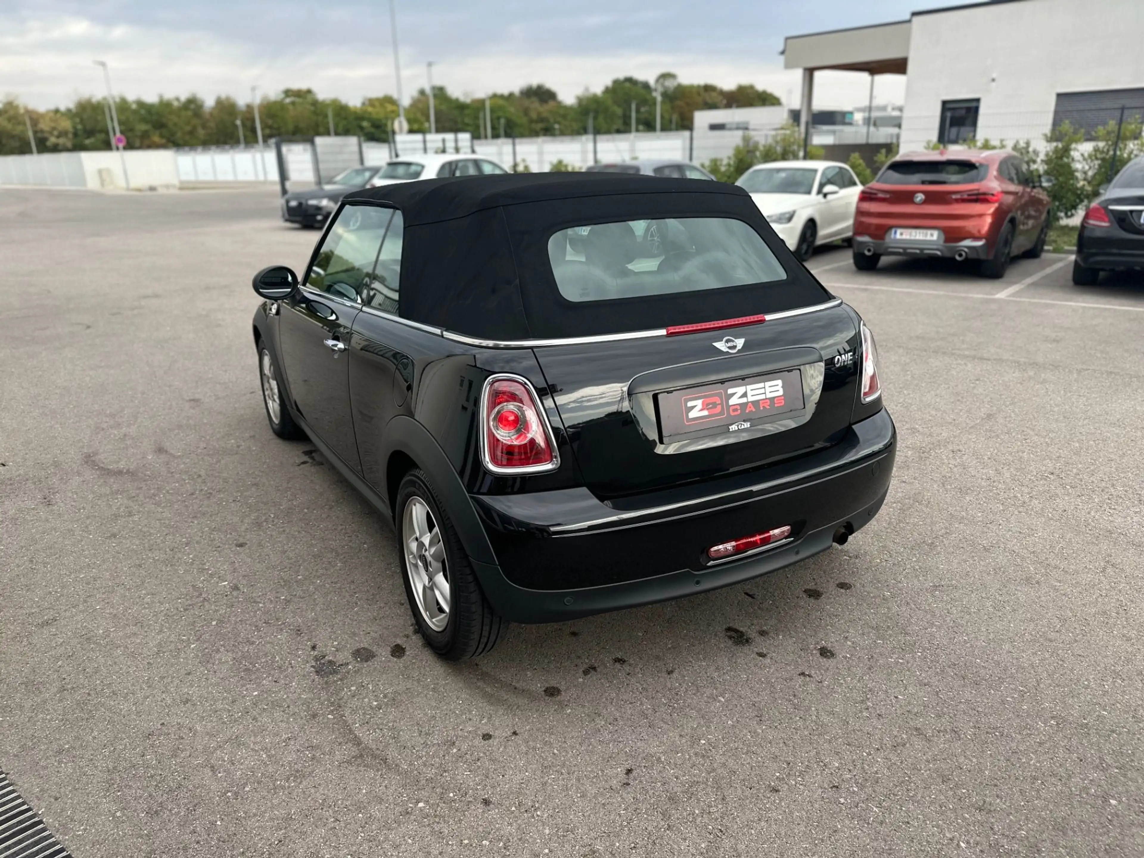 MINI One Cabrio MINI 1,6 Aut. — photo 6