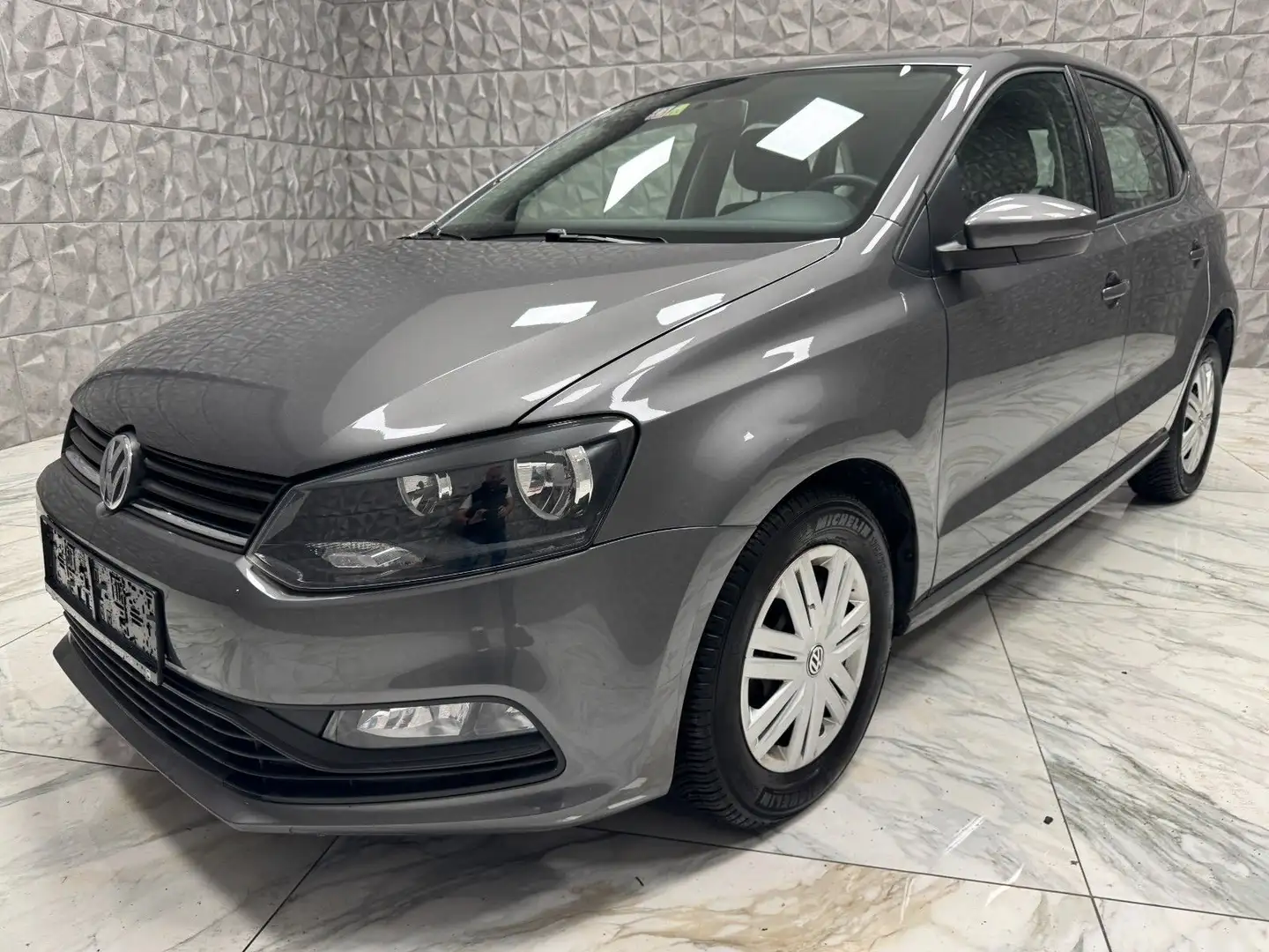 Volkswagen Polo Austria 1,0 *** 39.075km *** Grau - 1