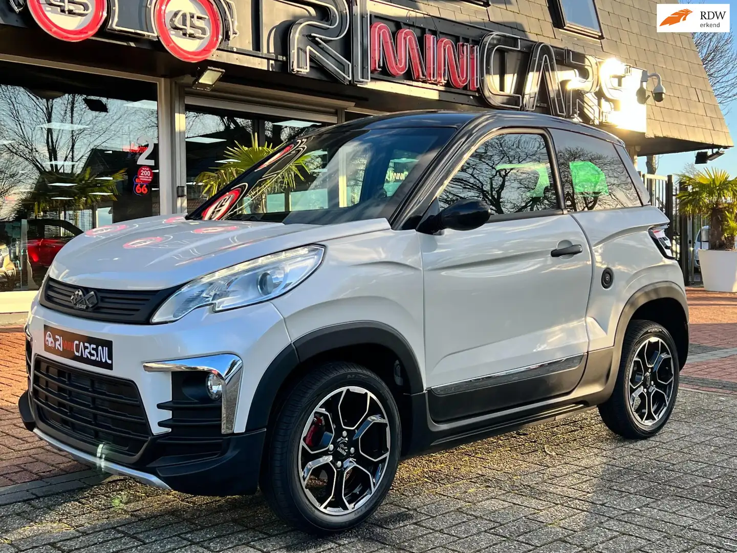 Ligier JS 60 Chic Sun | 2021 | Airco | Stuurbekr. | 45km auto G Blanco - 1
