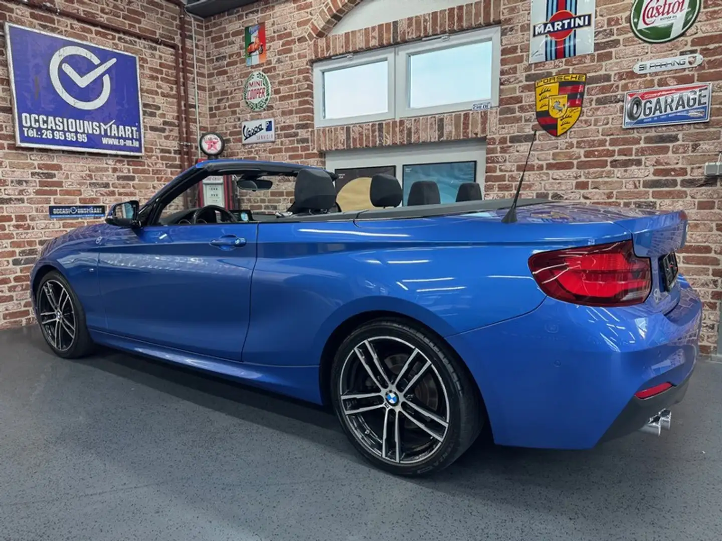 BMW 220 220iA Cabrio 2.0 183cv Auto M-SPORT Bleu - 2