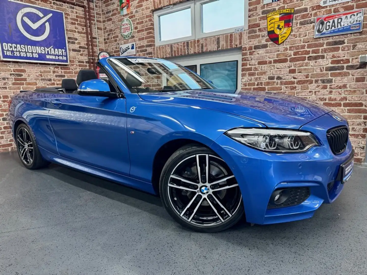 BMW 220 220iA Cabrio 2.0 183cv Auto M-SPORT Bleu - 1