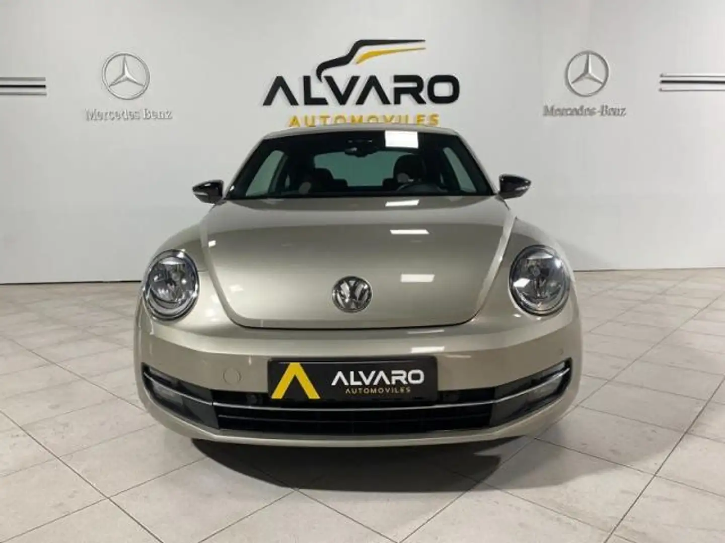 Volkswagen Beetle 1.2 TSI Design 105 Beige - 2