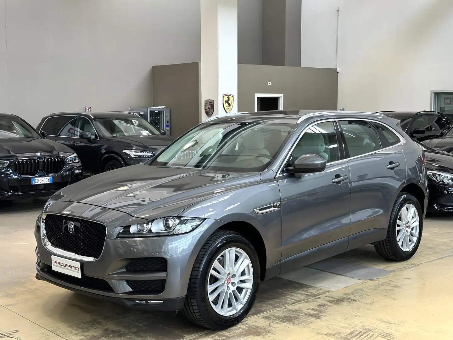 Jaguar F-Pace 2.0 i4 Prestige awd 250cv - Tetto - Camera-Carplay Grigio - 1