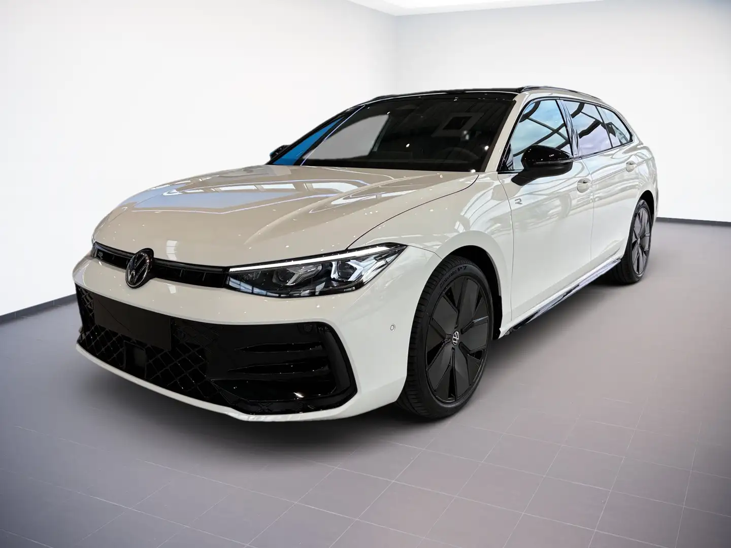 Volkswagen Passat Variant R-LINE 2.0TDI 150PS DSG IQ.LIGHT.LEDER.NAVI.DCC.KE Schwarz - 2