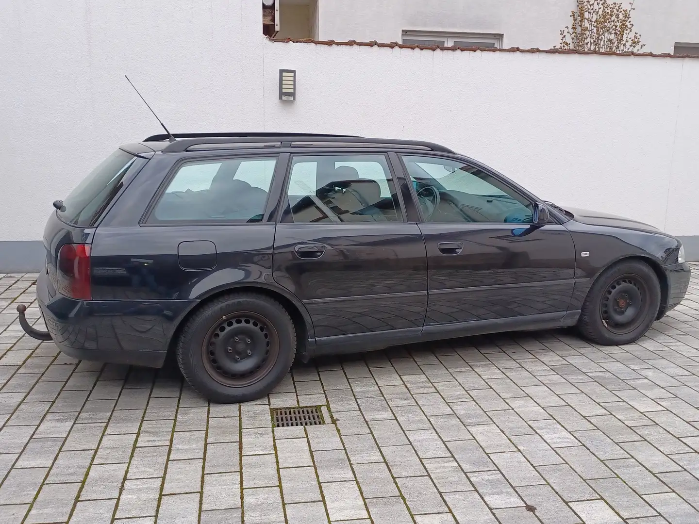 Audi A4 A4 Avant 1.8 Schwarz - 1