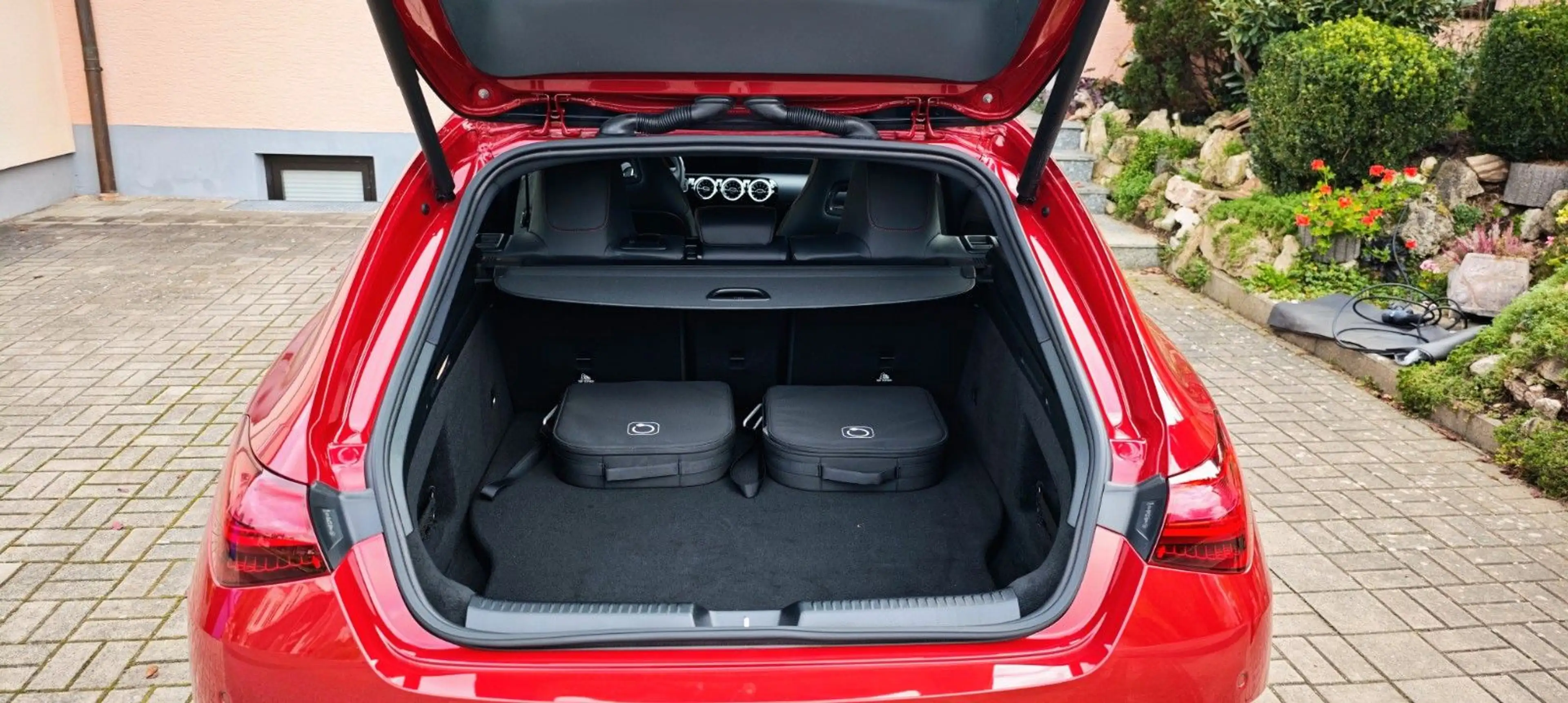 Mercedes-Benz CLA 250 CLA 250 AMG Shooting Brake Facelift 360° Kamera — photo 9