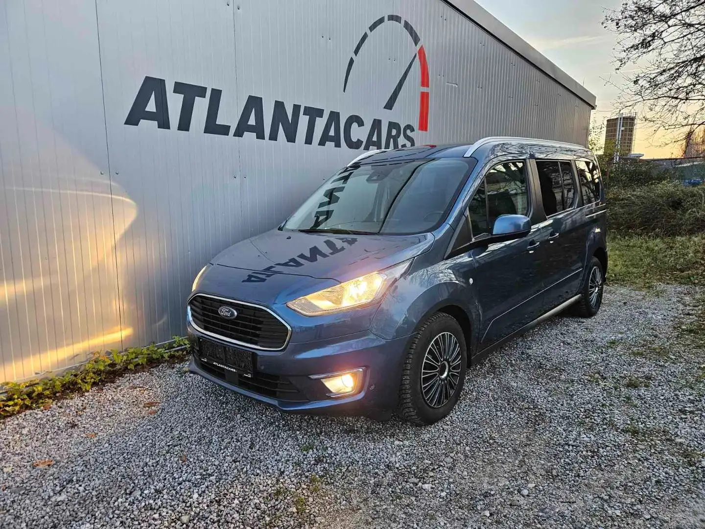 Ford Tourneo Connect Titanium Grau - 1