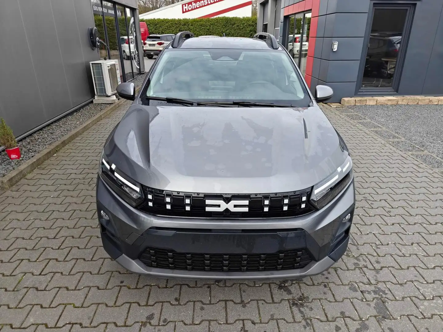 Dacia Sandero Stepway Expression Step 2026 TCe110 Winter Pake... Grau - 2