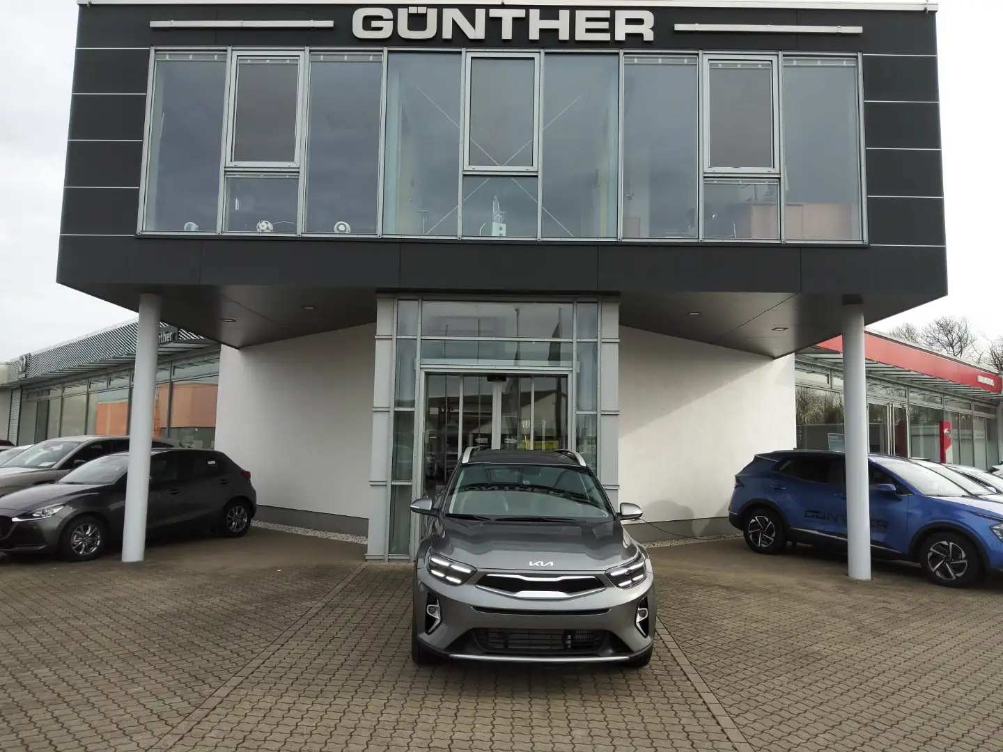 Kia Stonic Nightline Edition 1.0T 48V DCT Grau - 1