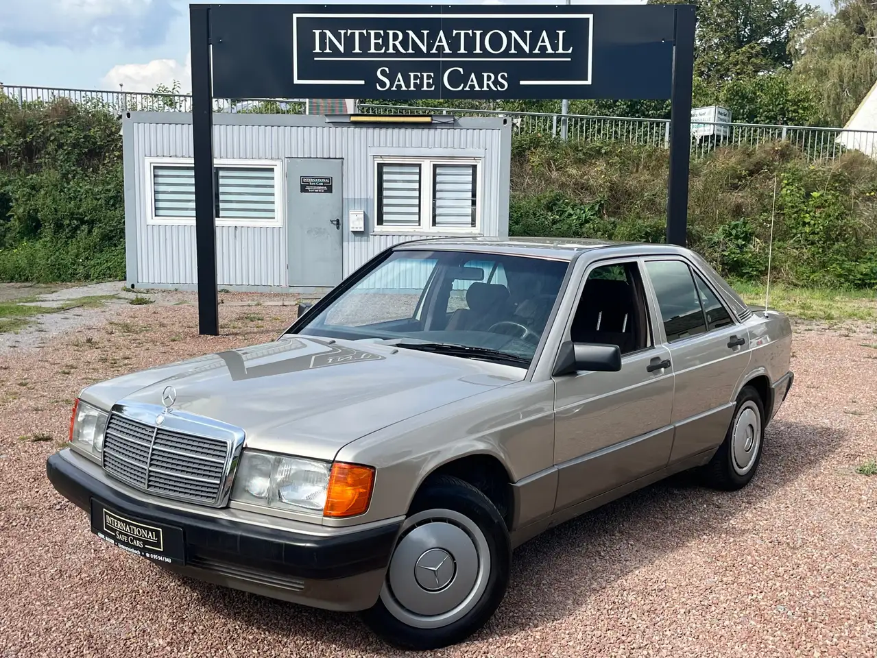 Mercedes-Benz 190 D 2.0 Automatik / TÜV 07.28 / H-Zulassung, foto 1