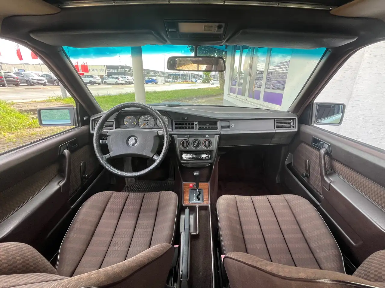 Mercedes-Benz 190 D 2.0 Automatik / TÜV 07.28 / H-Zulassung, foto 7