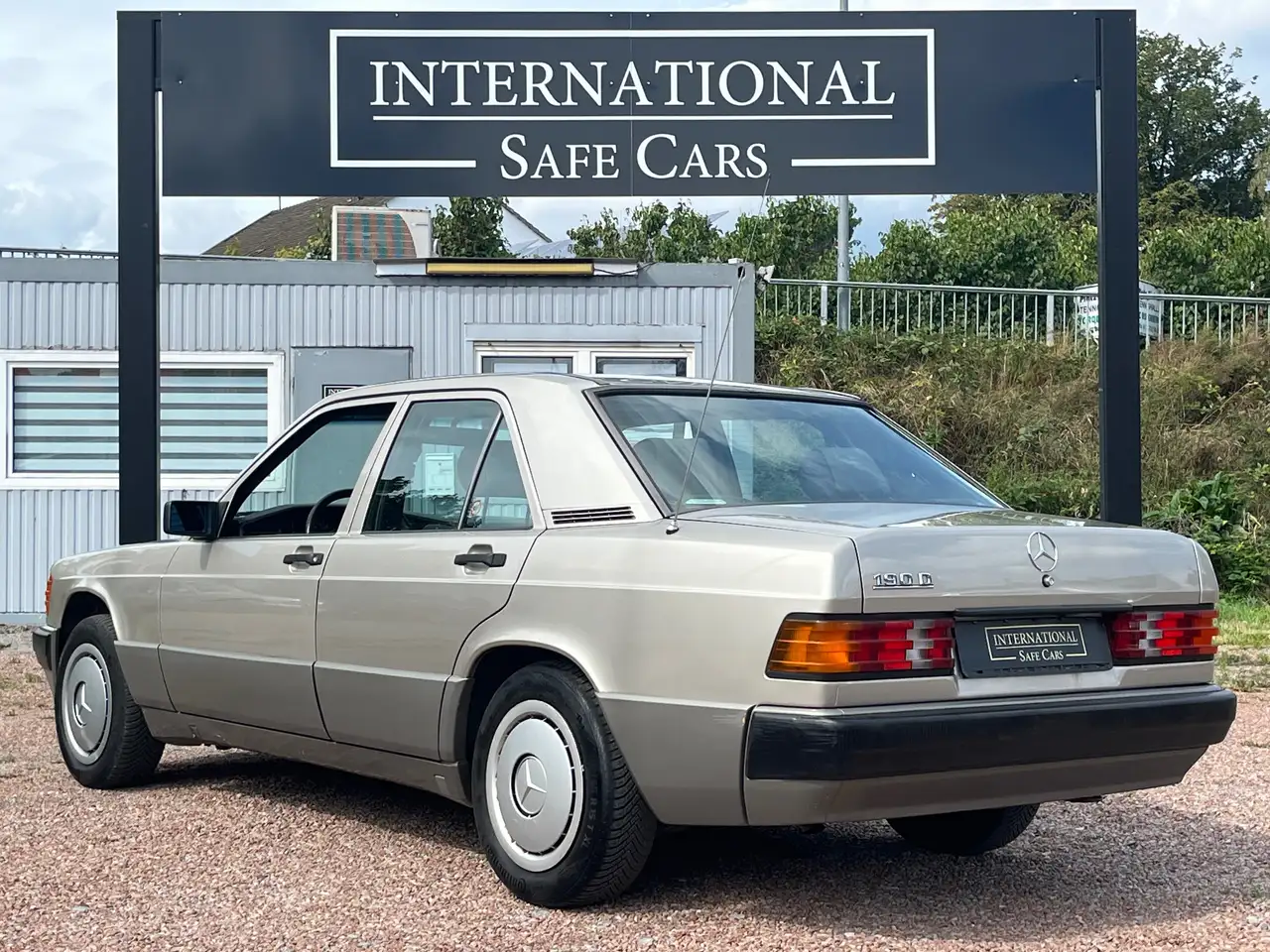Mercedes-Benz 190 D 2.0 Automatik / TÜV 07.28 / H-Zulassung, foto 6