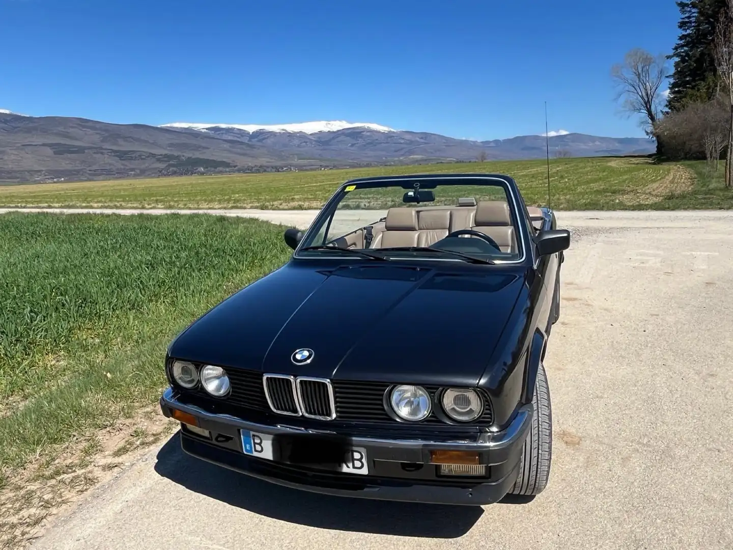 BMW 325 325i Cabriolet - 2