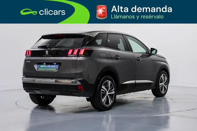 Peugeot 3008 view 5