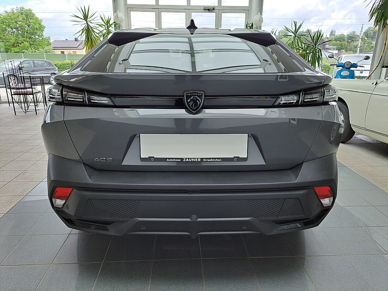 Peugeot 408 HEV 136 e-DCS6 Allure — photo 5