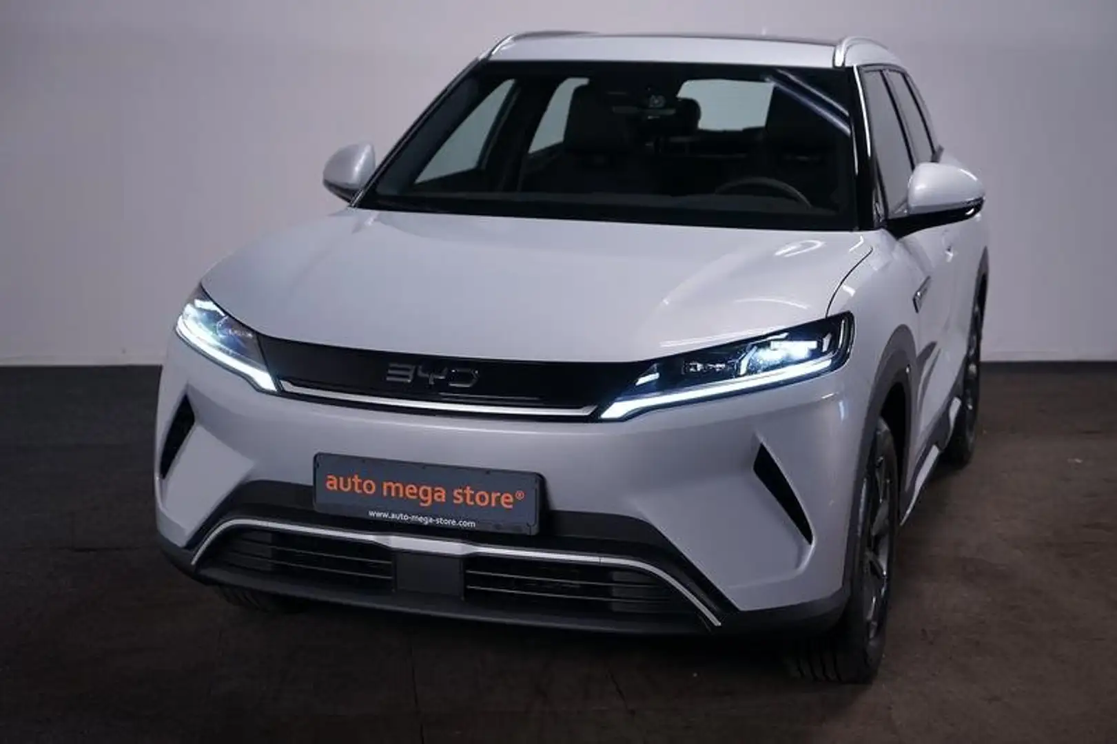 BYD Atto 2 Kamera/ACC/AUT/KeyLess/LED/Navi/Pano/RFK Bílá - 1